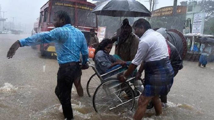 India`s Chennai hit by fresh rain and deadly flooding